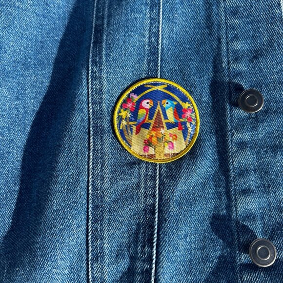 2023 Disney Parks Joey Chou Castle Magic Kingdom Denim Patch Jacket Adult Medium - Picture 3 of 12